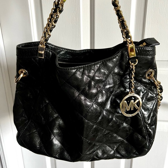 MICHAEL Michael Kors Susannah Black Quilted Leather Purse - Picture 2 of 7